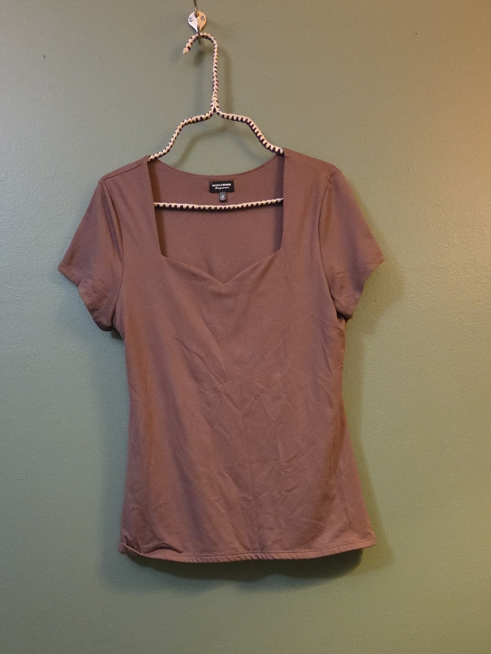 Buckle Mauve Square-Neck Short Sleeve Tee